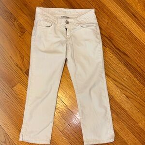 BANANA REPUBLIC CLASSIC WHITE PEDAL PUSHERS CROP SZ 2